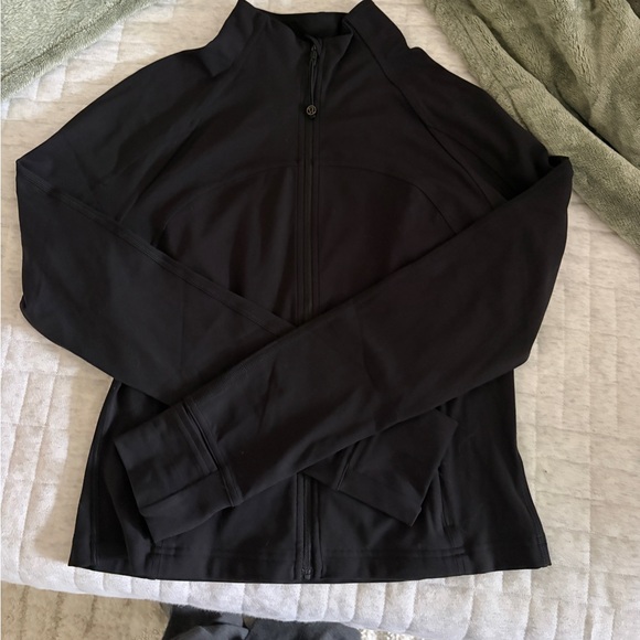 Lululemon Cropped Define Jacket - Picture 1 of 4
